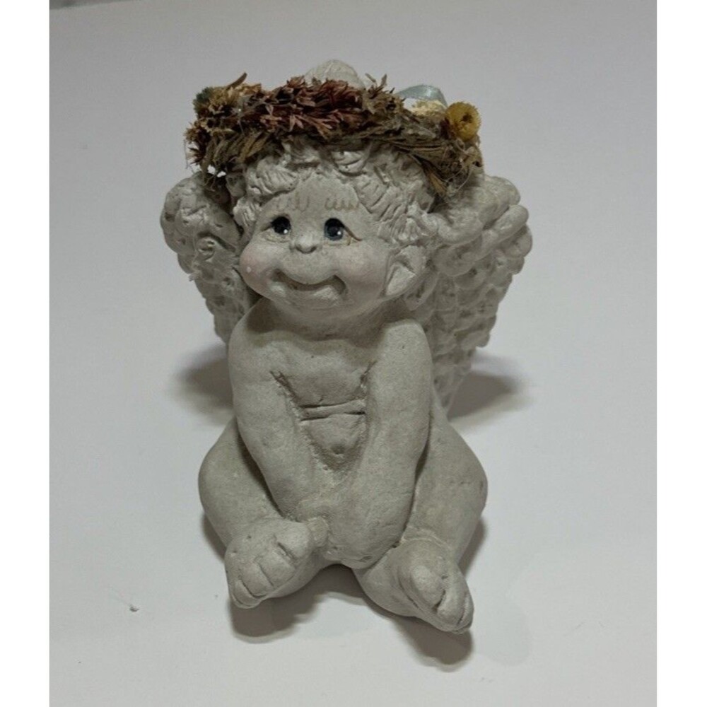 Dreamsicles Figurine “Sitting Pretty” Vintage 1994 NWB Signed